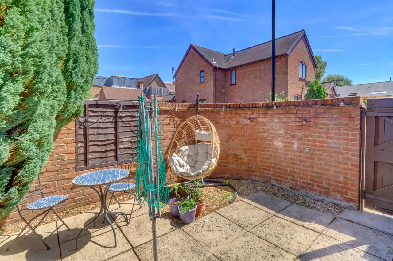 Jasmine Crescent, Princes Risborough, HP27, photo 8