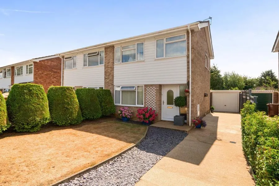 3 bed house for sale, Willow Way, Begbroke, OX5