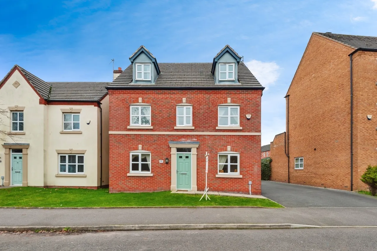 4 bed house for sale, Harworth Road, St. Helens, WA9