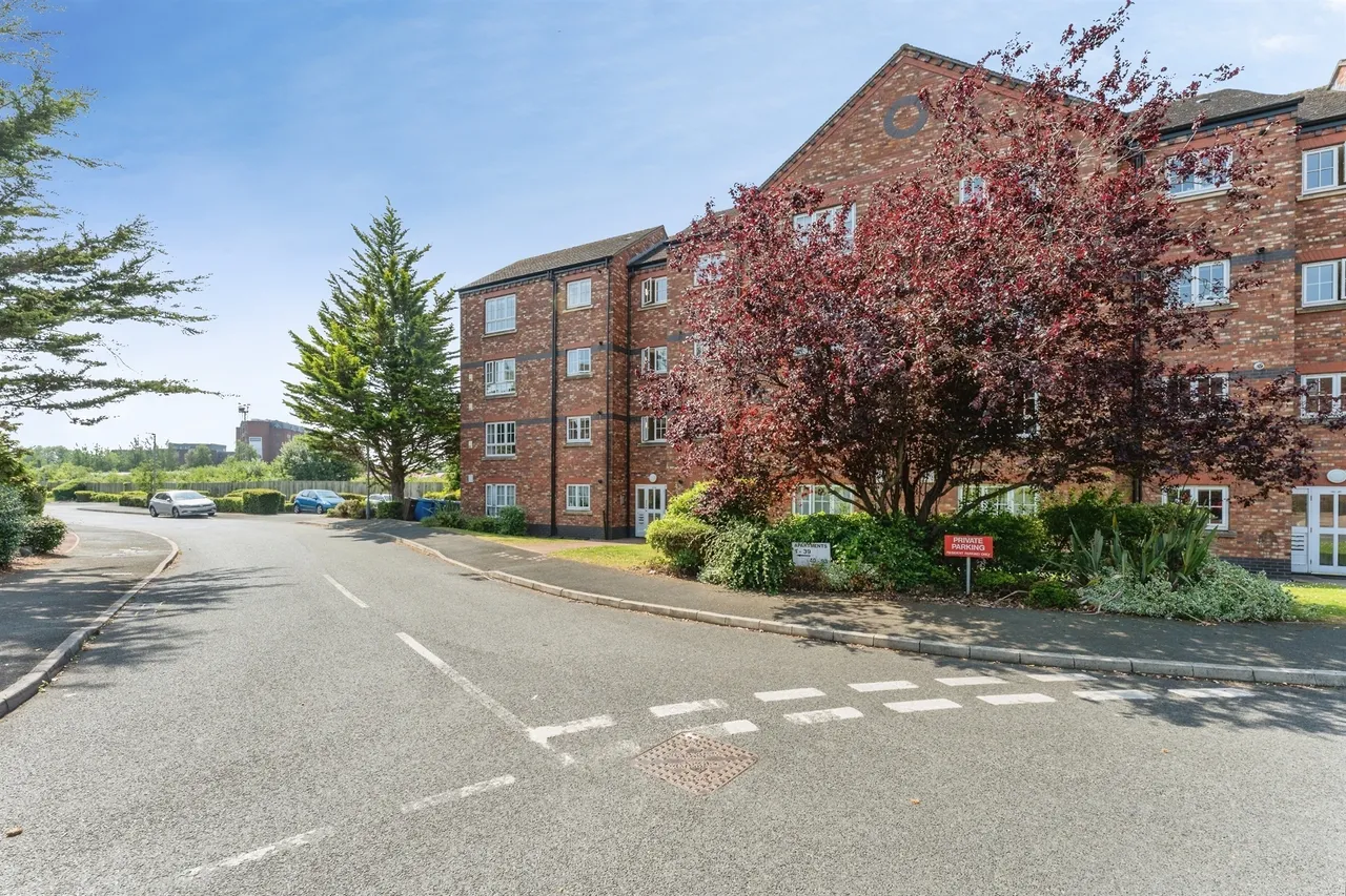 Thomas Brassey Close, Chester, CH2, photo 16