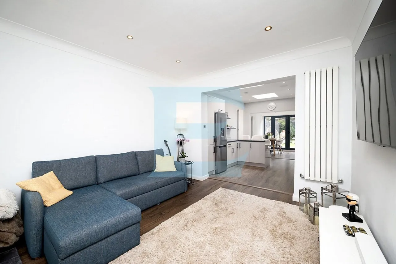 Tithe Close, Mill Hill, NW7, photo 11