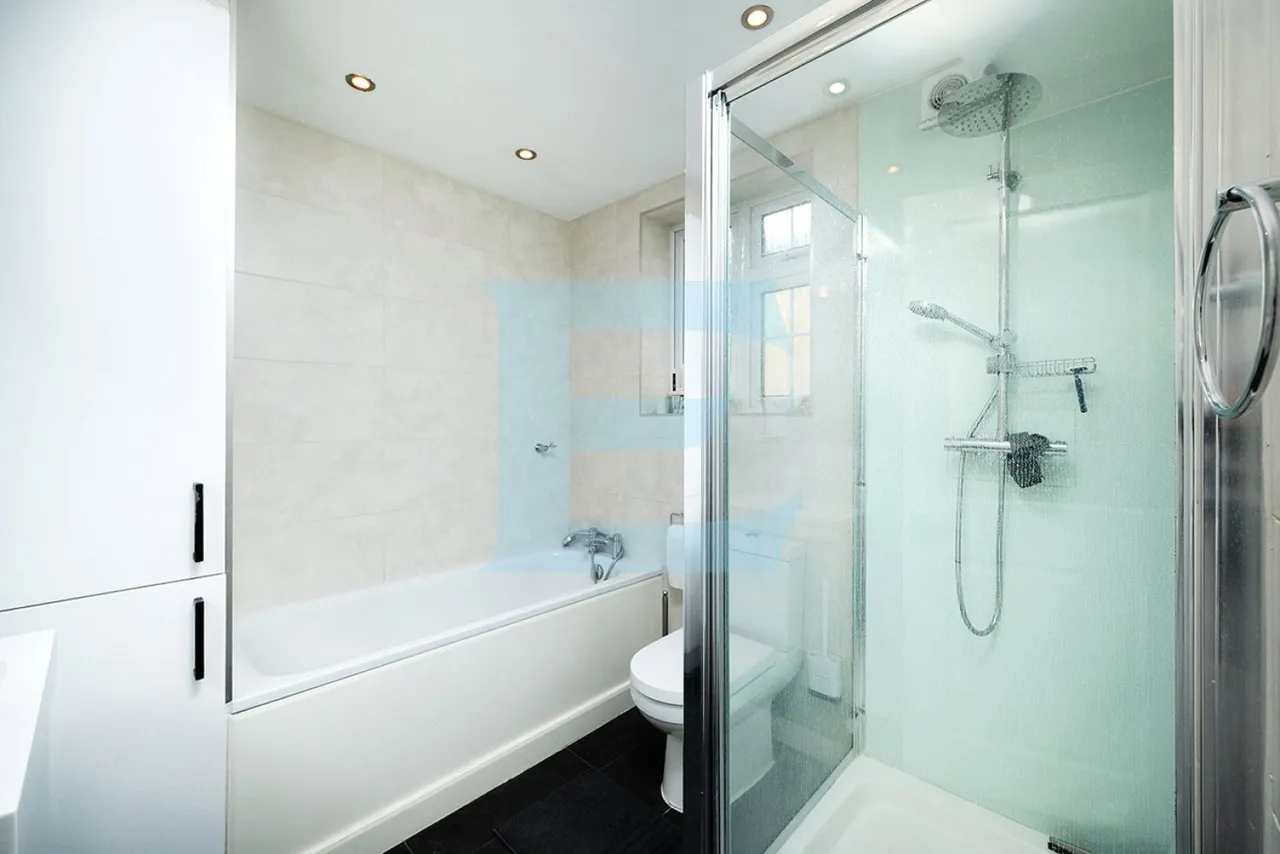 Tithe Close, Mill Hill, NW7, photo 7