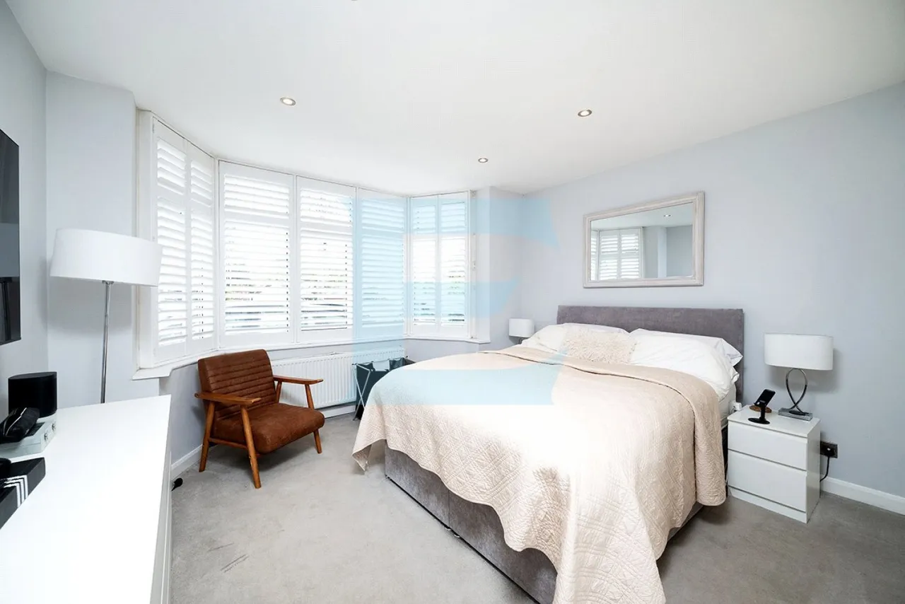 Tithe Close, Mill Hill, NW7, photo 6