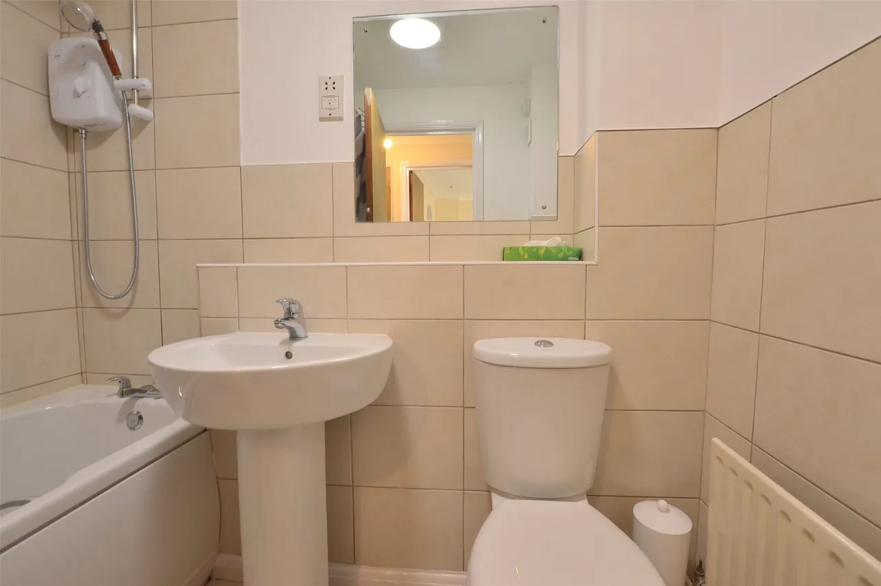 Waterslade, Surrey, Elm Road, RH1 6AS, photo 4