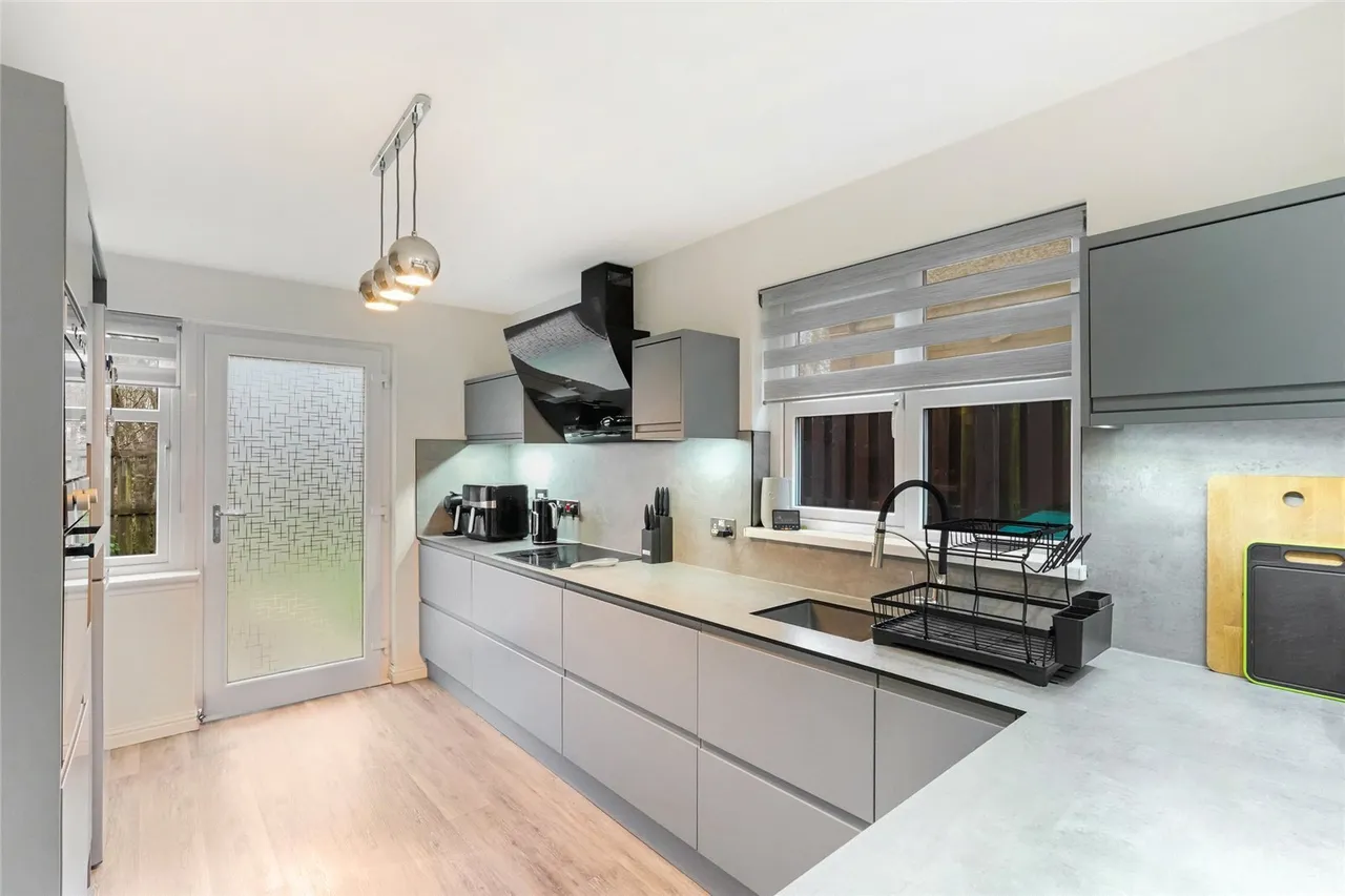 Mathieson Crescent, Stepps, Glasgow, North Lanarkshire, G33, photo 5