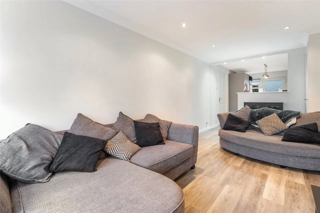 Mathieson Crescent, Stepps, Glasgow, North Lanarkshire, G33, photo 8