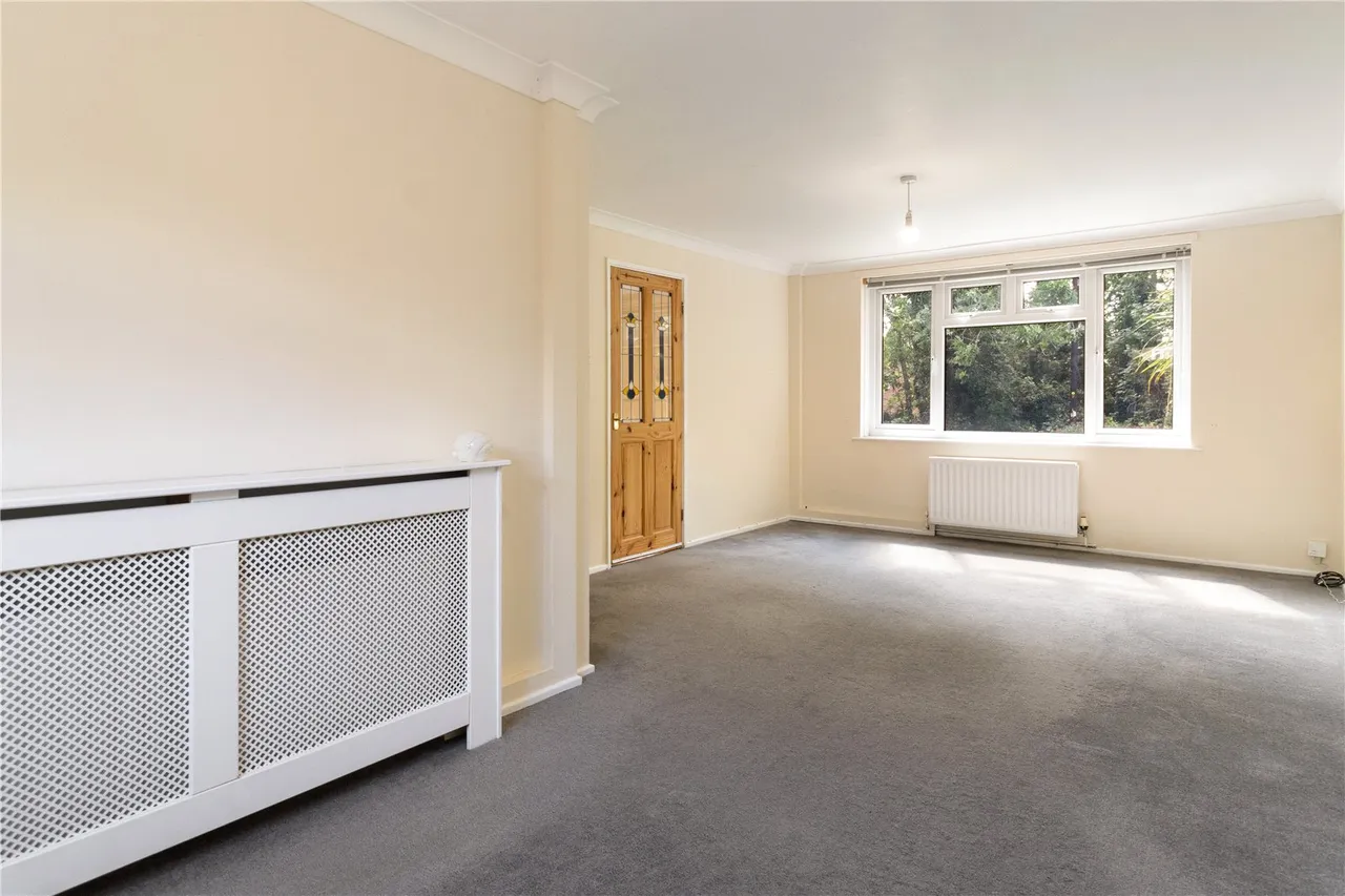Swans Walk, Alvechurch, Birmingham, B48 7NQ, photo 4