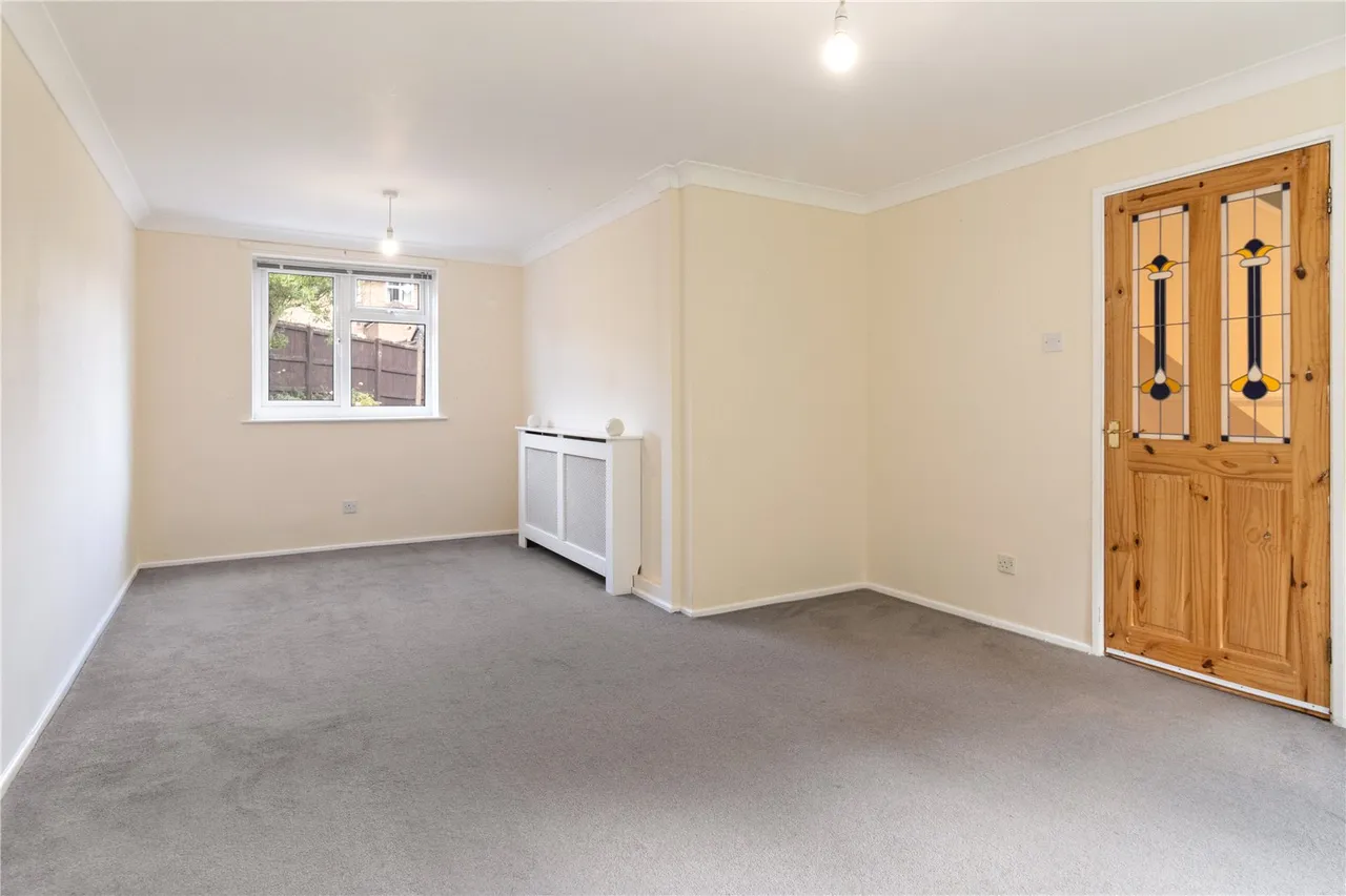 Swans Walk, Alvechurch, Birmingham, B48 7NQ, photo 3