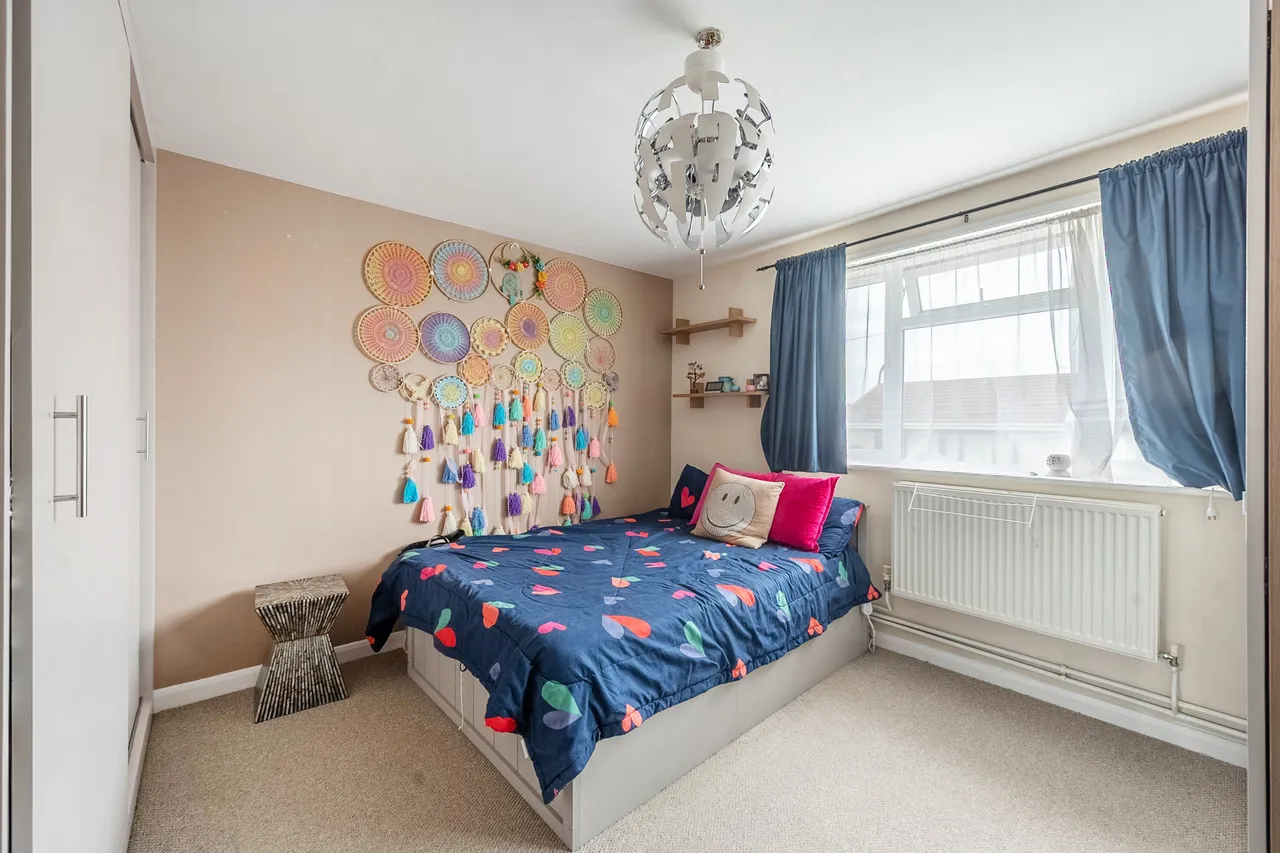 Northolt, UB5, photo 4
