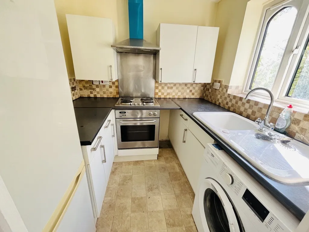 Frazer Close, Romford, photo 4