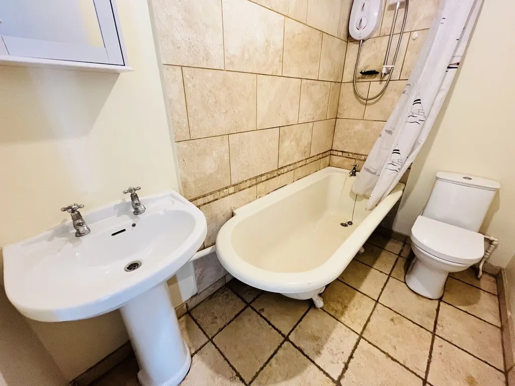 Frazer Close, Romford, photo 6