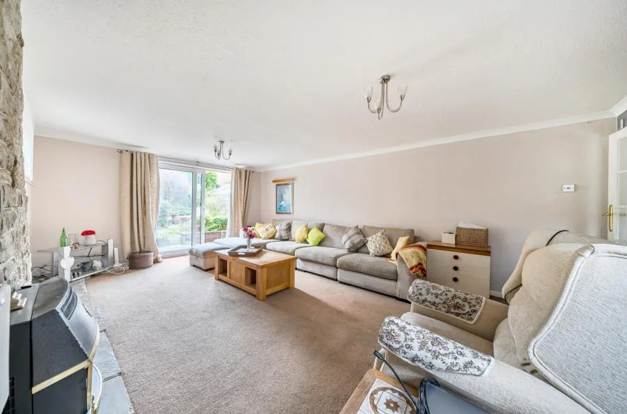 Chapel Hill, Tilehurst, RG31, photo 2