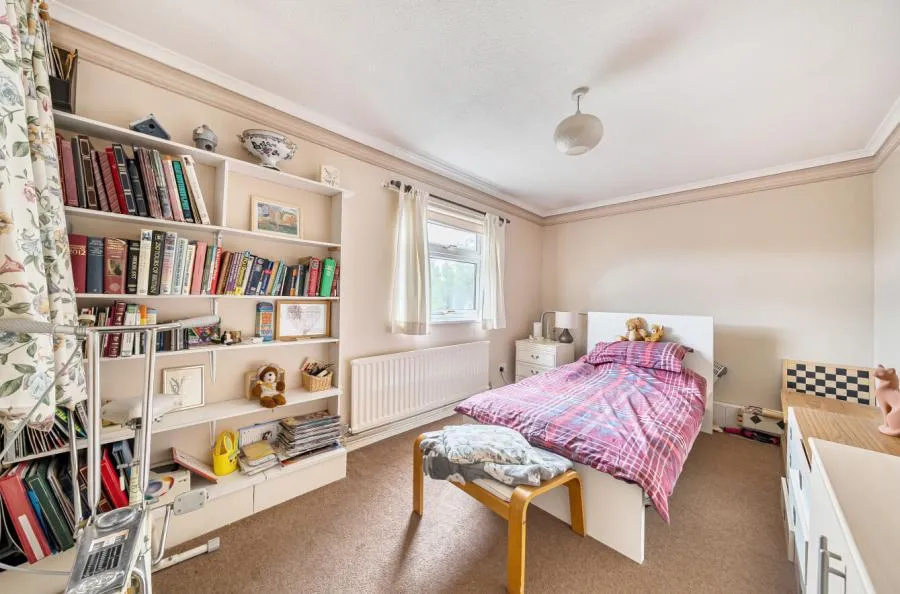 Chapel Hill, Tilehurst, RG31, photo 14