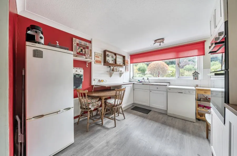 Chapel Hill, Tilehurst, RG31, photo 29
