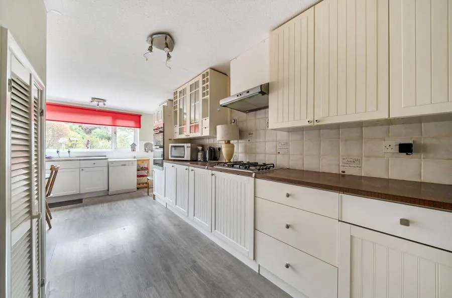 Chapel Hill, Tilehurst, RG31, photo 5