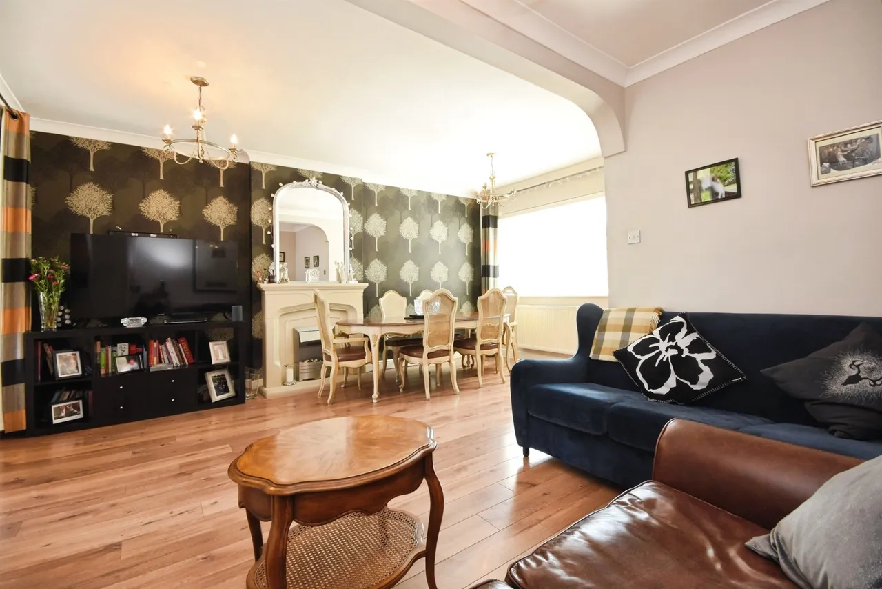 Brook Road, Romford, RM2, photo 6
