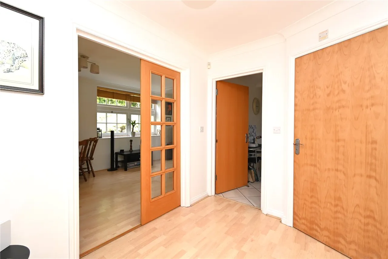 Millennium Court, Basingstoke, Hampshire, RG21, photo 5
