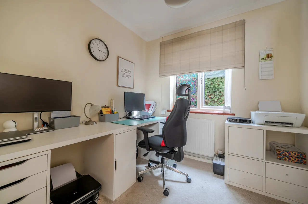 Manor Road, Aldershot, GU11, photo 5