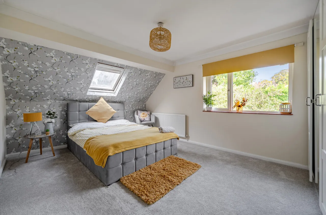 Manor Road, Aldershot, GU11, photo 12