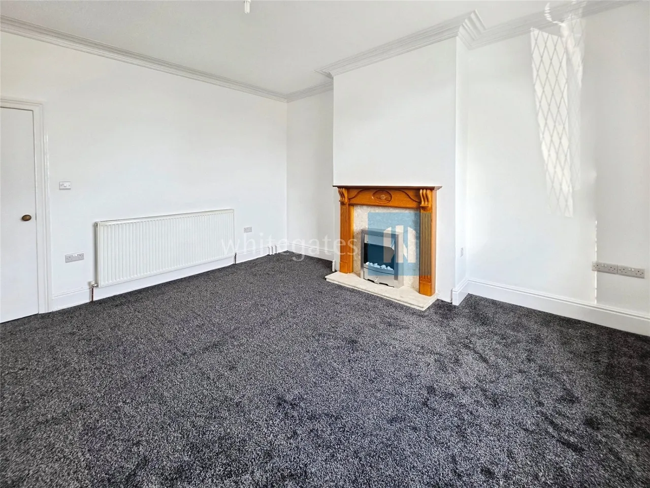 Leeds Road, Dewsbury, WF12, photo 5
