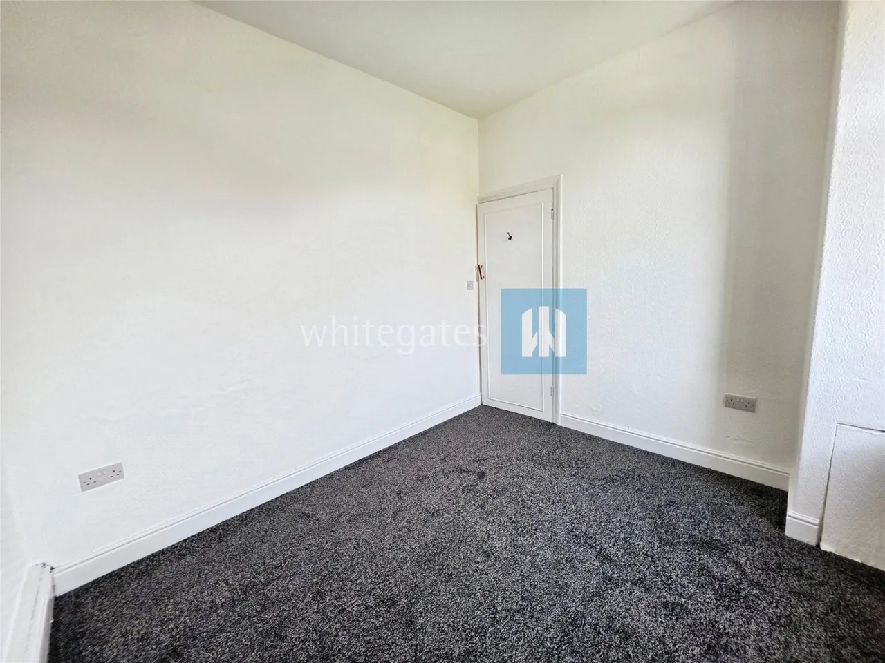 Leeds Road, Dewsbury, WF12, photo 14