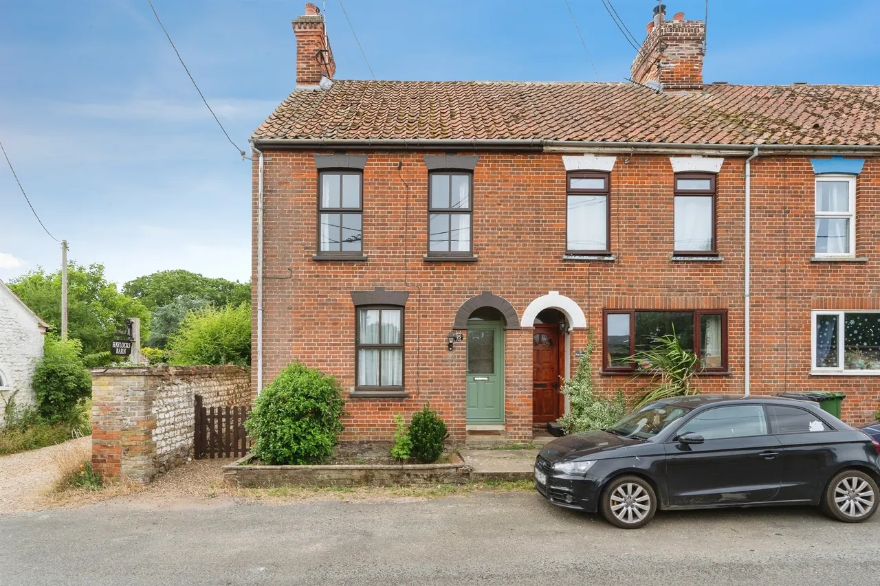 2 bed house for sale — West End, Northwold, Thetford