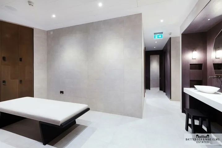 Prince of Wales Drive, SW11, photo 24