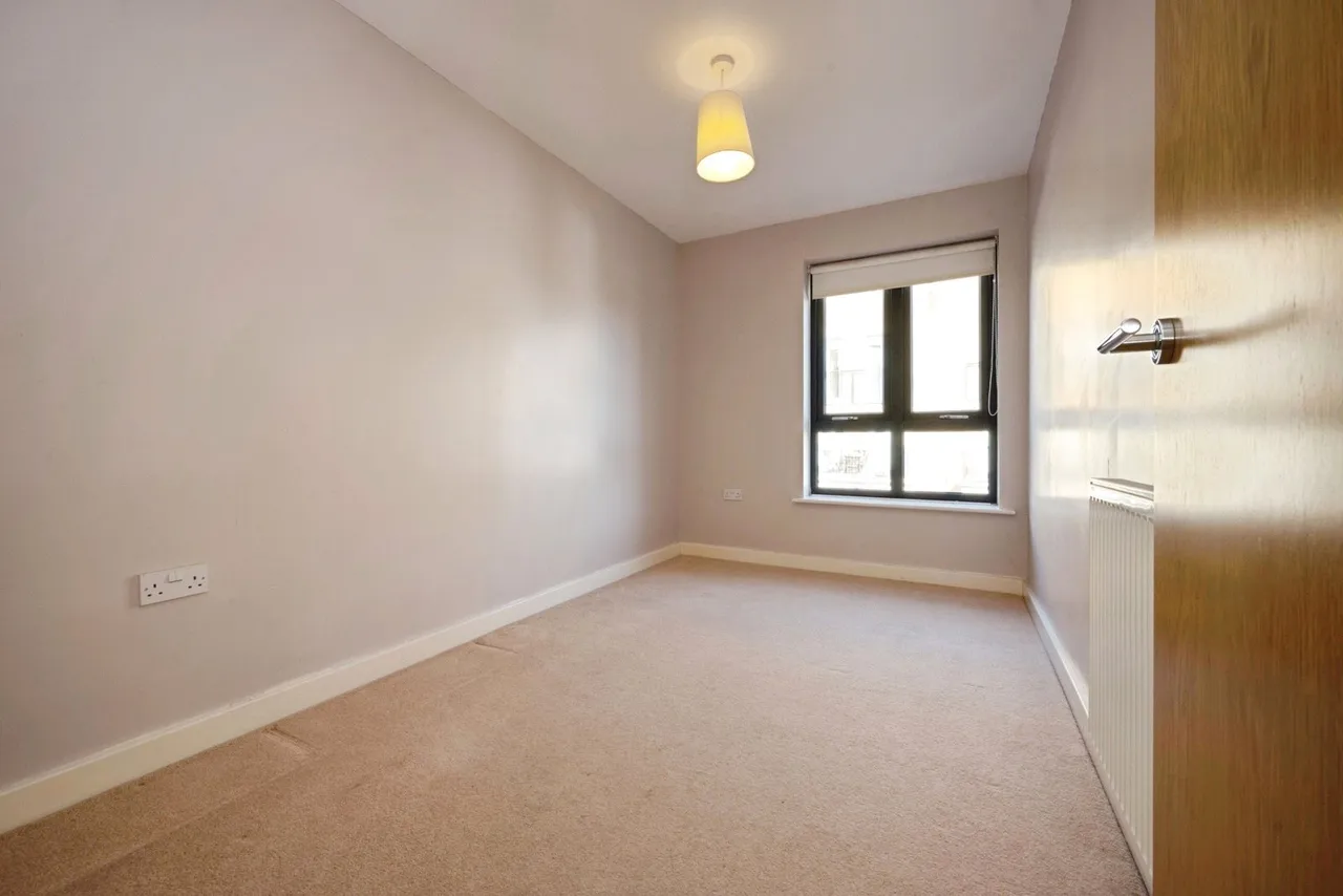 Sheldon Way, Berkhamsted, Hertfordshire, HP4, photo 11