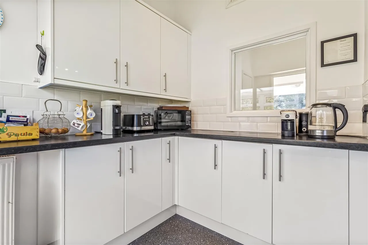 Fernhurst Drive, Goring-By-Sea, Worthing, photo 25