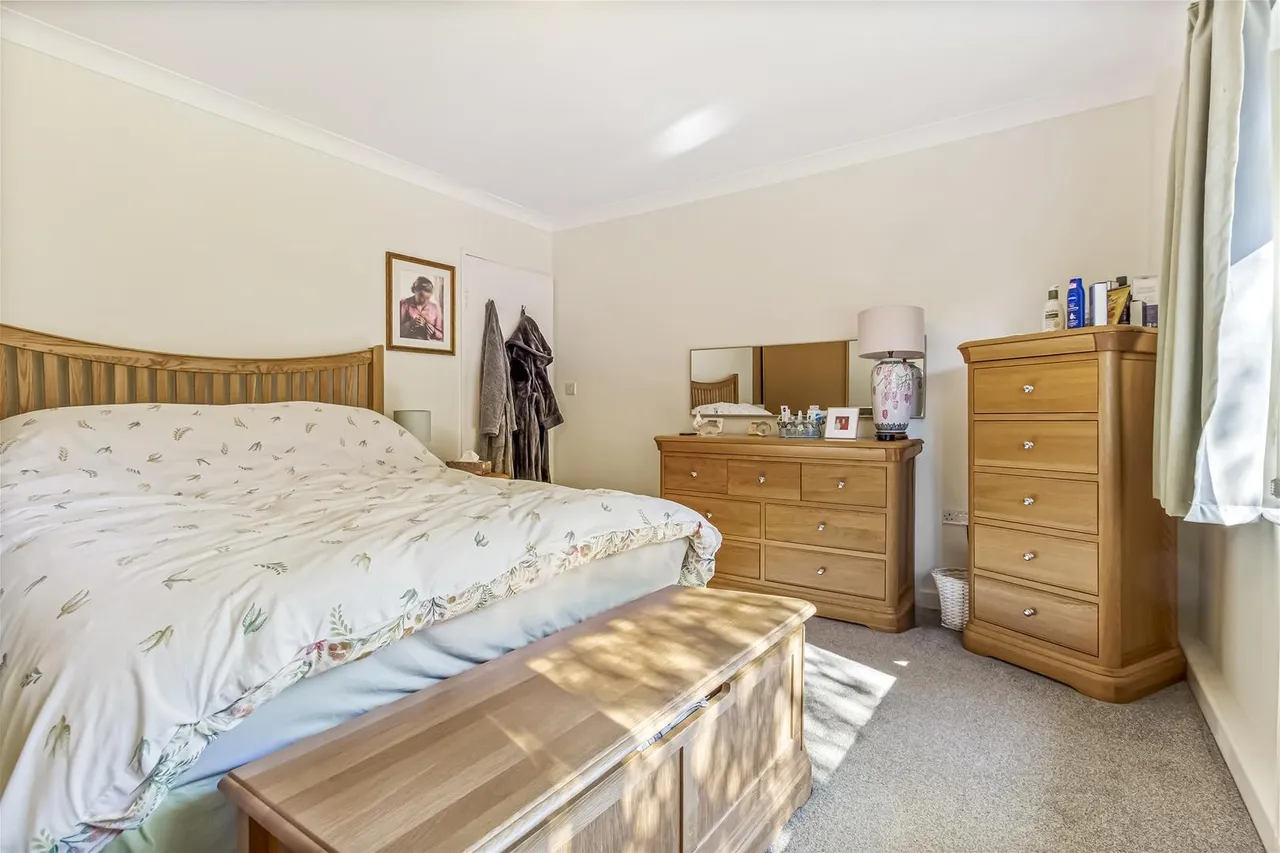 Fernhurst Drive, Goring-By-Sea, Worthing, photo 23