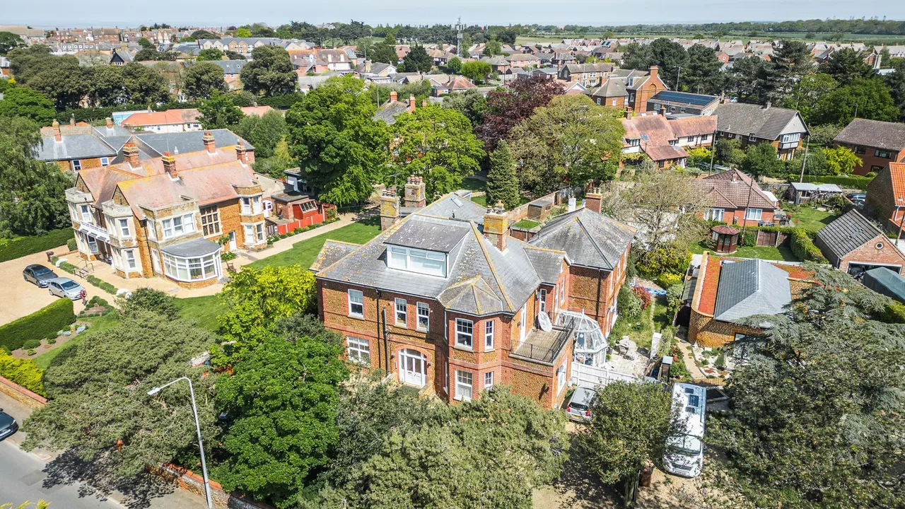 1 bed flat for sale, One Bedroom Modern Apartment in Hunst