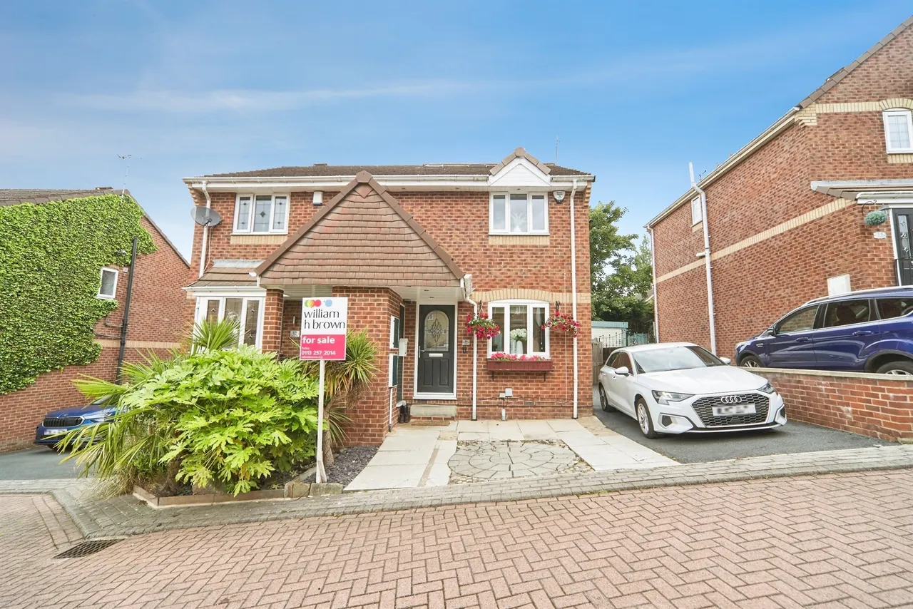 3 bed house for sale — Fern Lea View, Stanningley, Pudsey