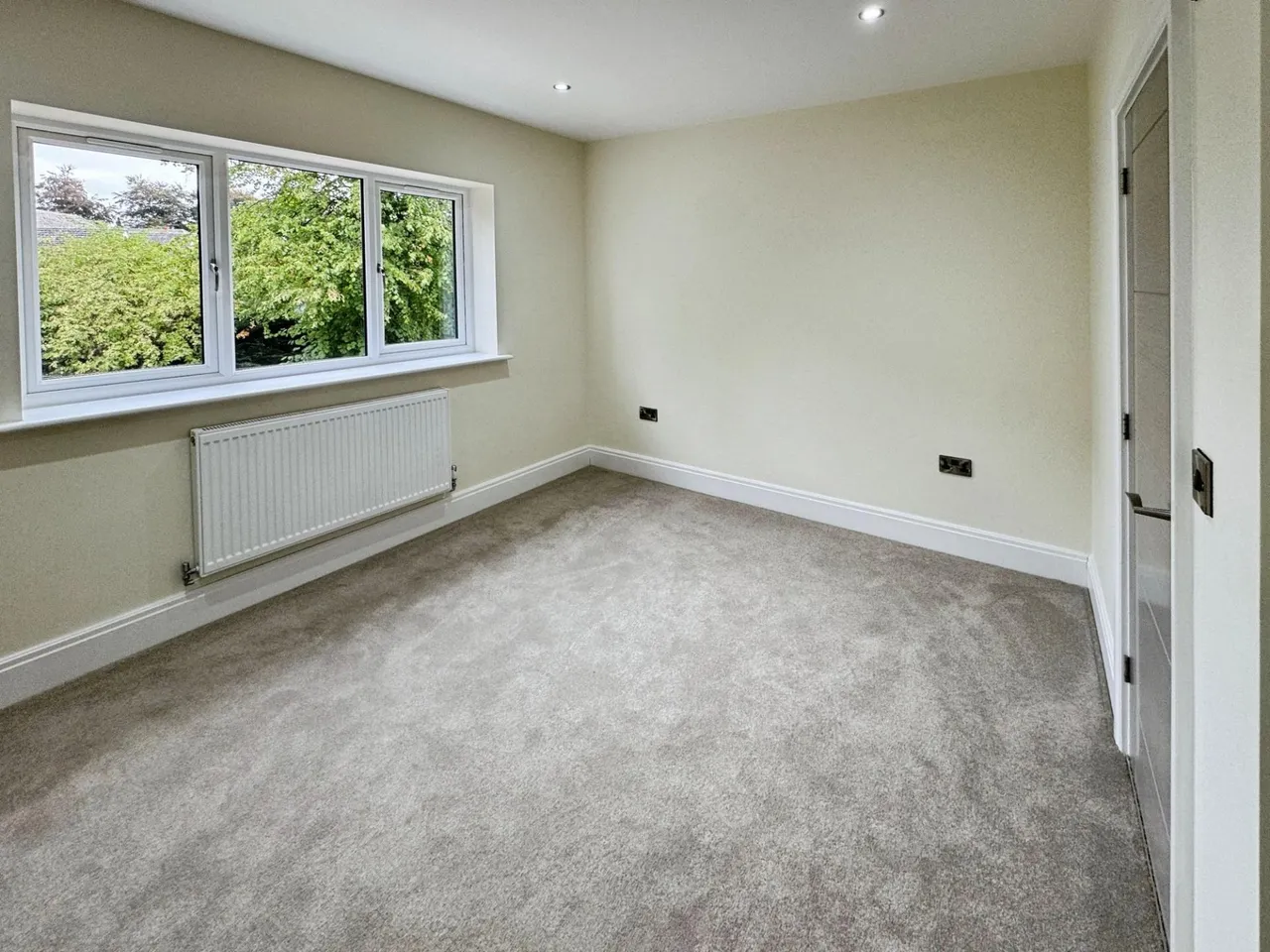 Donnerville Gardens, Admaston, TF5, photo 13
