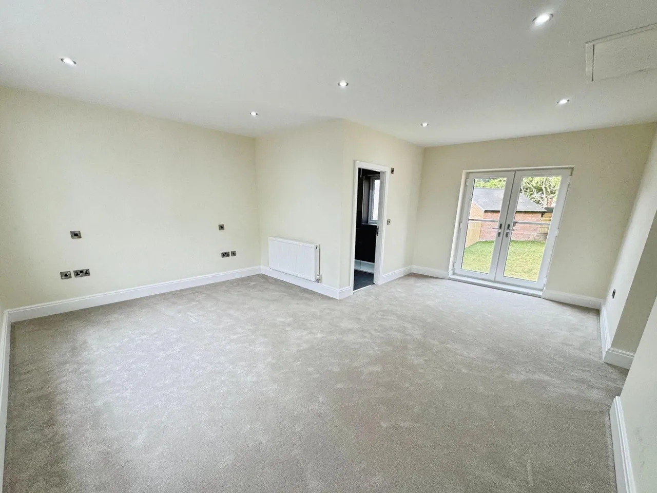 Donnerville Gardens, Admaston, TF5, photo 10