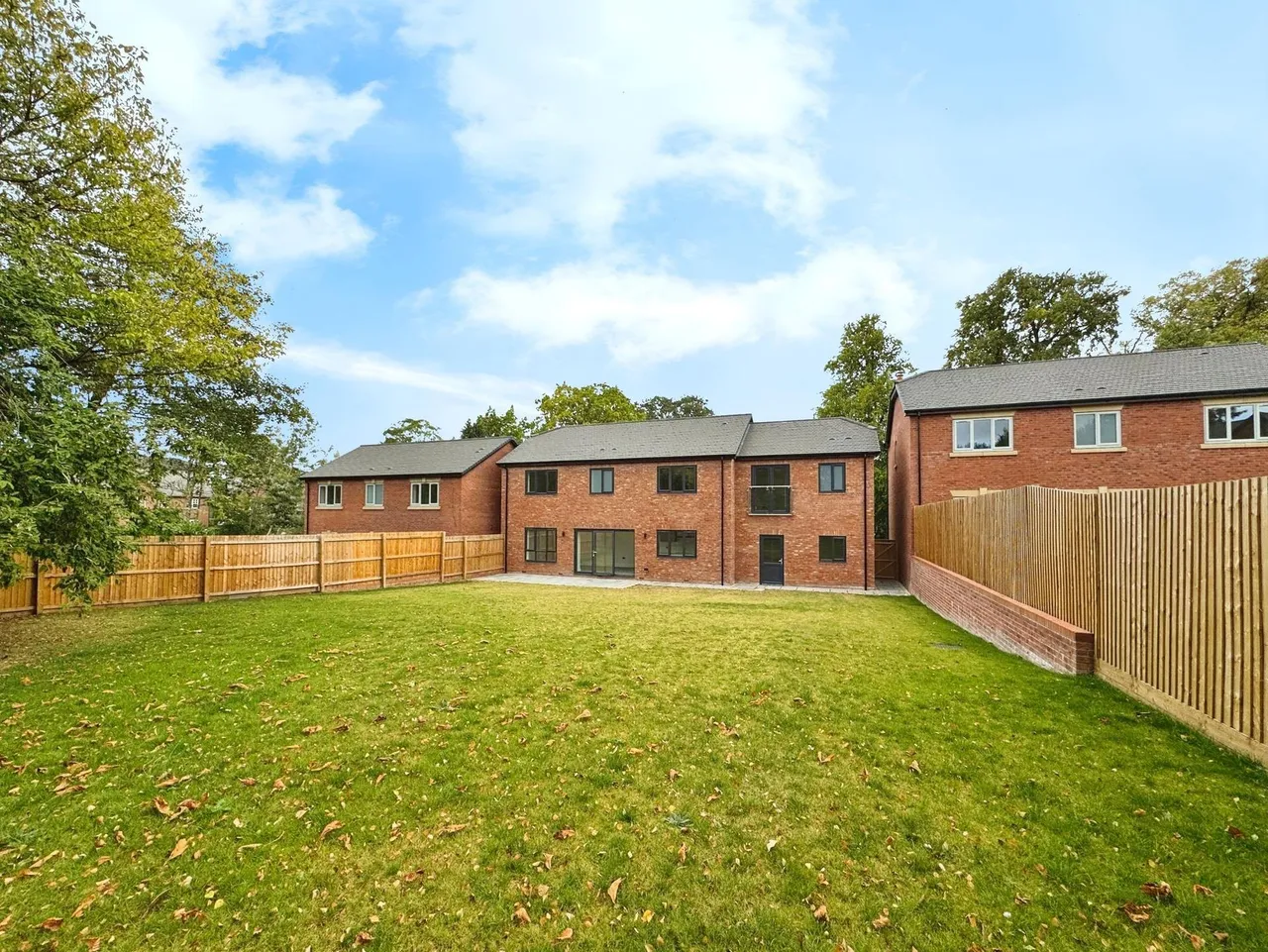 Donnerville Gardens, Admaston, TF5, photo 22
