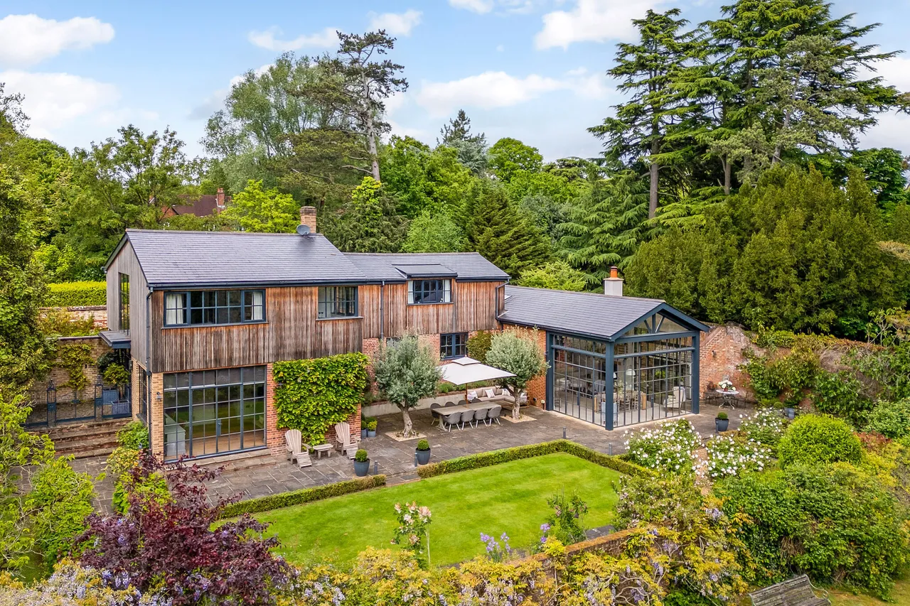 5 bed house for sale — Furze Platt Road, Maidenhead, SL6