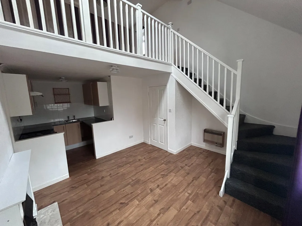 Emberton Park, Kingswood, HU7, photo 2