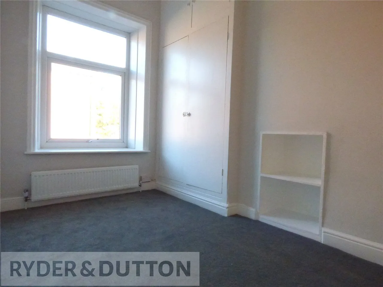Huddersfield Road, Newhey, OL16, photo 11