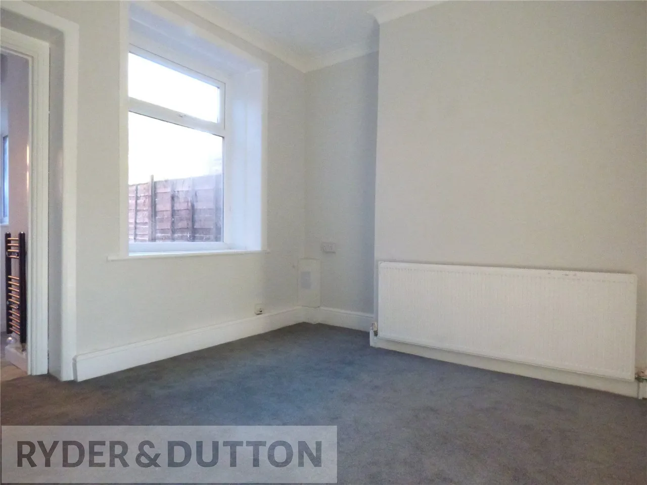 Huddersfield Road, Newhey, OL16, photo 5