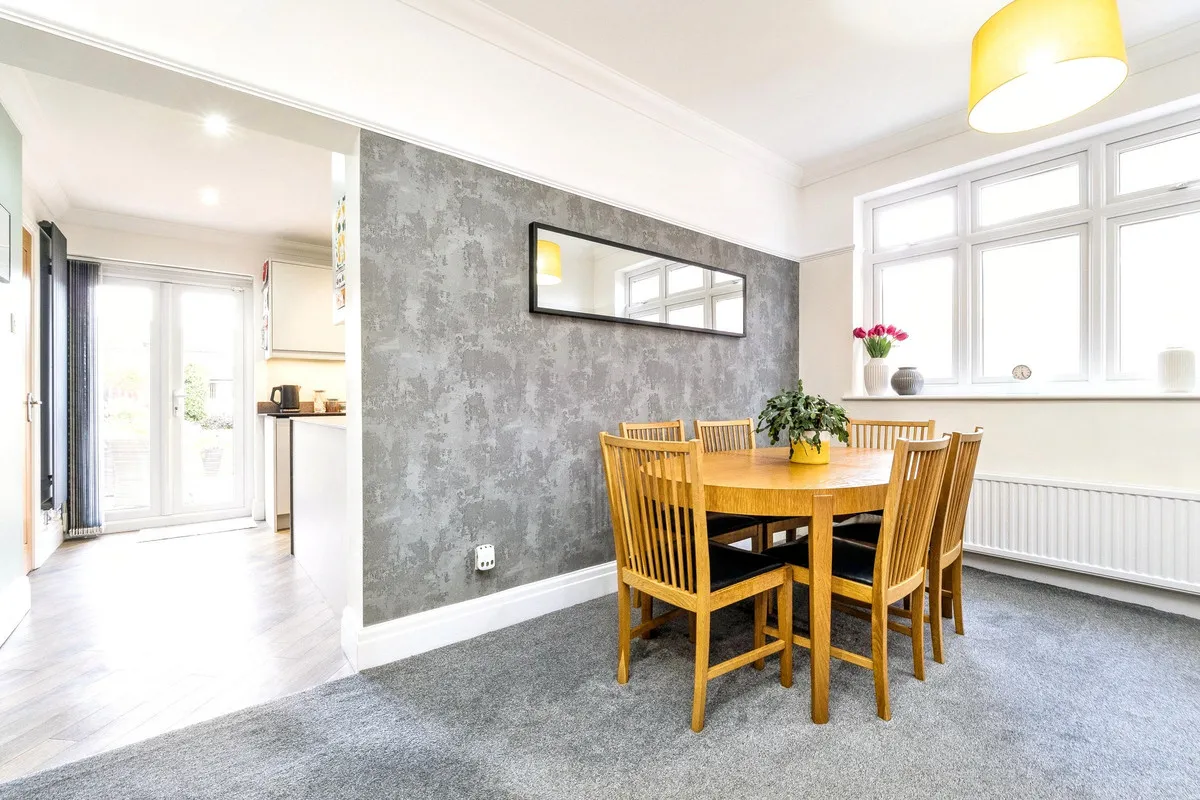 Hornchurch, RM11, photo 9