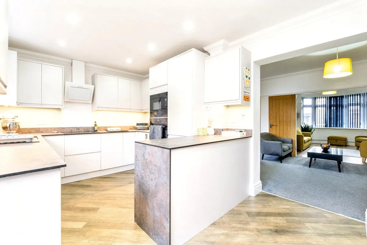 Hornchurch, RM11, photo 11
