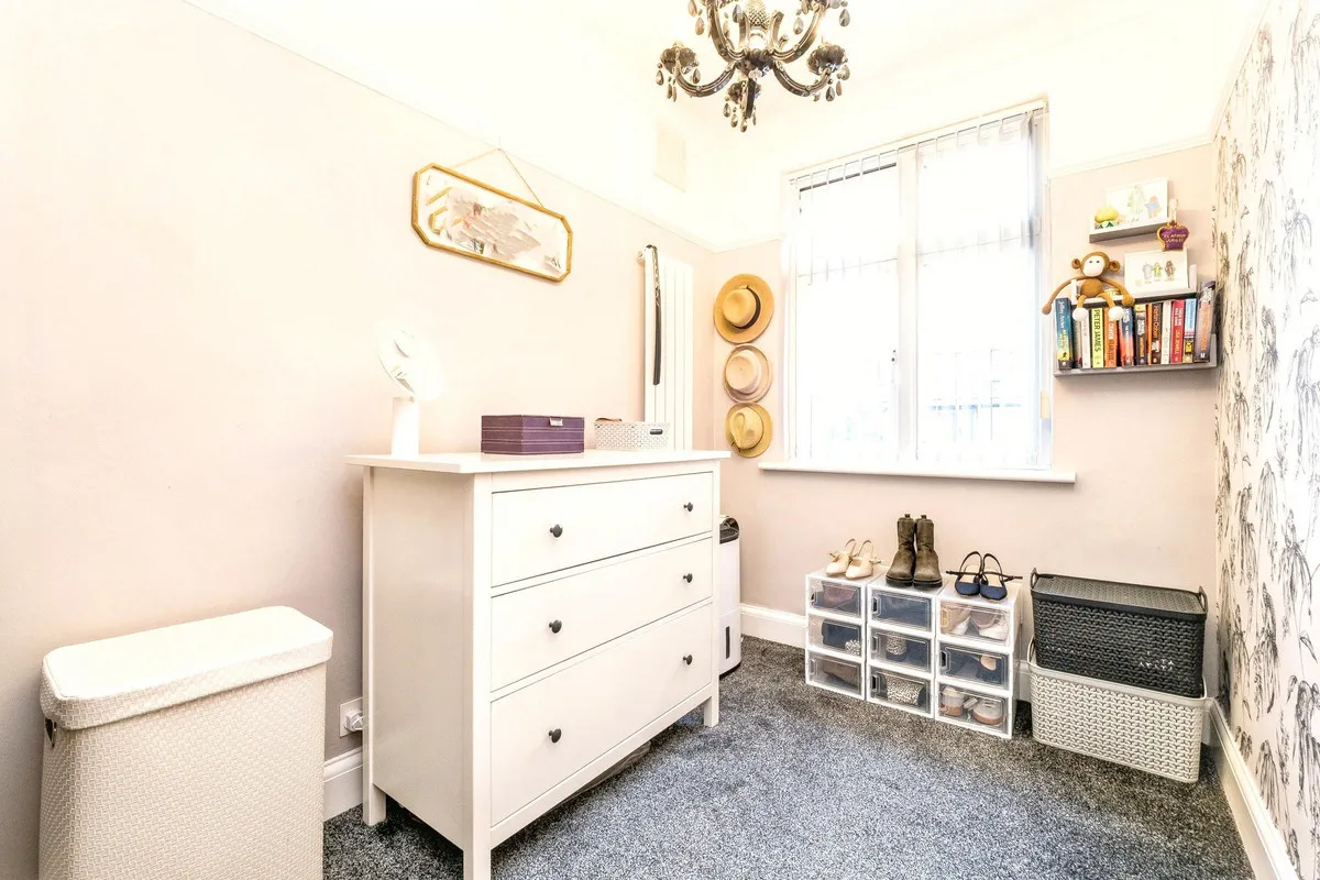 Hornchurch, RM11, photo 18