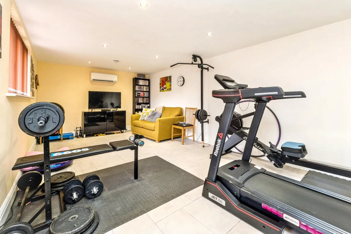 Hornchurch, RM11, photo 22