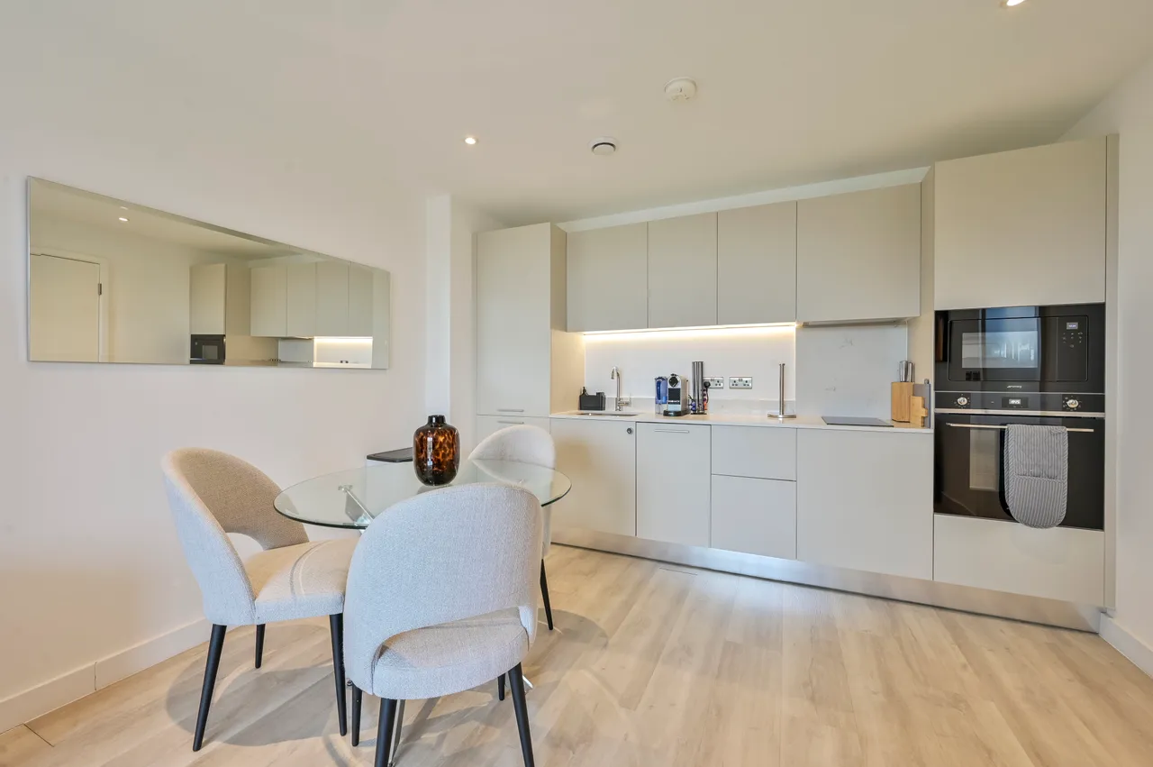 13, Stiles West Studios 48—50, LONDON, photo 3