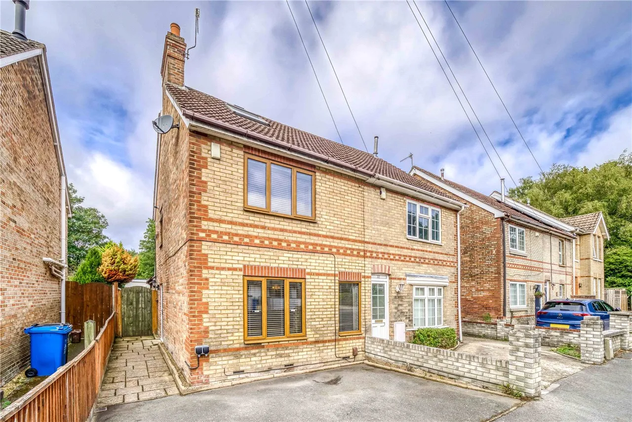 3 bed house for sale — Archway Road, Lower Parkstone, Poole, BH14
