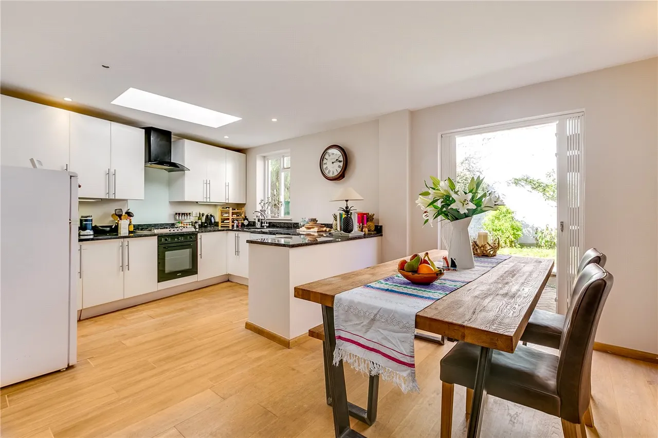 Lanfrey Place, London, W14, photo 5