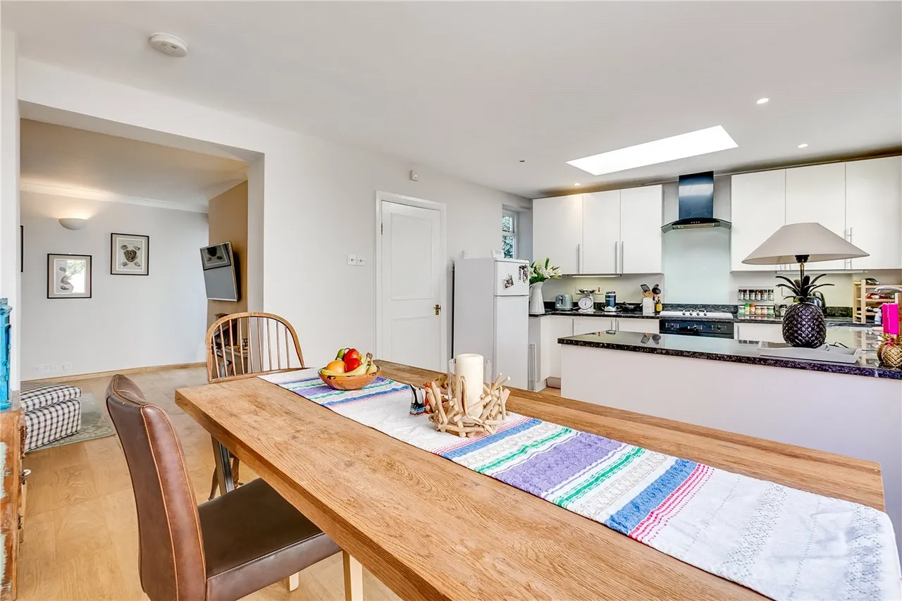 Lanfrey Place, London, W14, photo 4