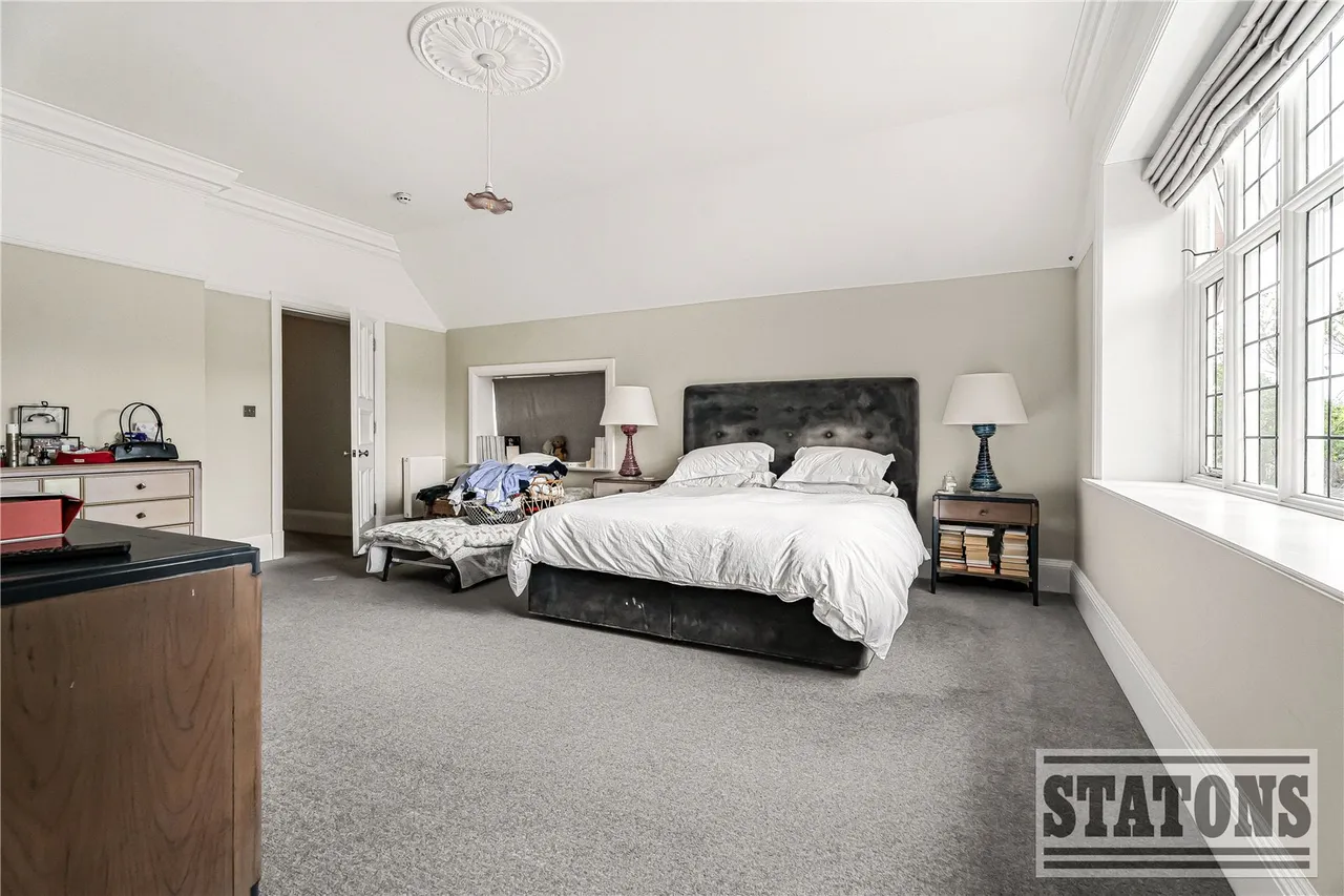 Totteridge Lane, Totteridge, London, N20 8NS, photo 12