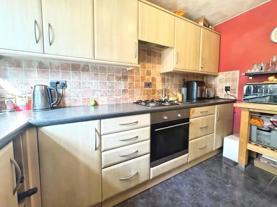 Melrose Walk, Aylesbury, HP21, photo 6