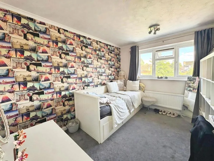 Melrose Walk, Aylesbury, HP21, photo 9